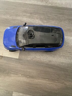 Blue In-Car Dash Camera Housing — Sleek Windshield-Mount Design